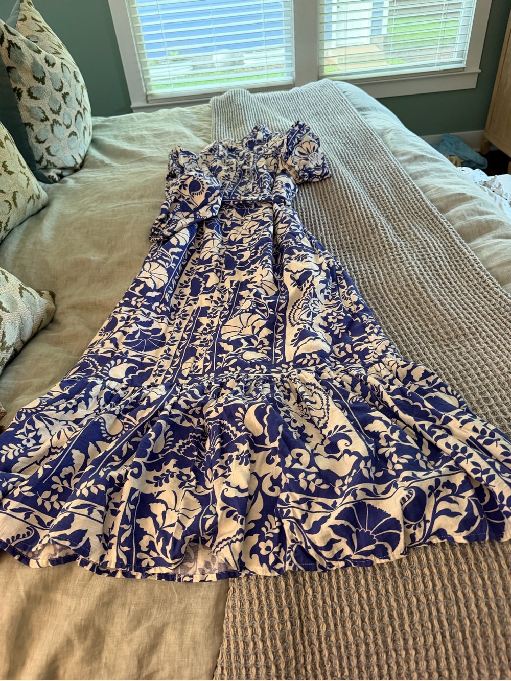 She + Sky Blue and White Floral Long Sleeve Maxi Dress - Picture 3 of 4